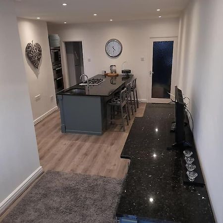 Fabulous Terrace Cottage Blackpool Exterior photo